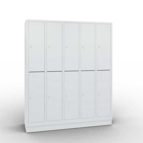 C+P Doppelstöckiger Garderobenschrank Classic mit 5x2 Abteilen und glatten Türen, Abteilbreite 300 mm